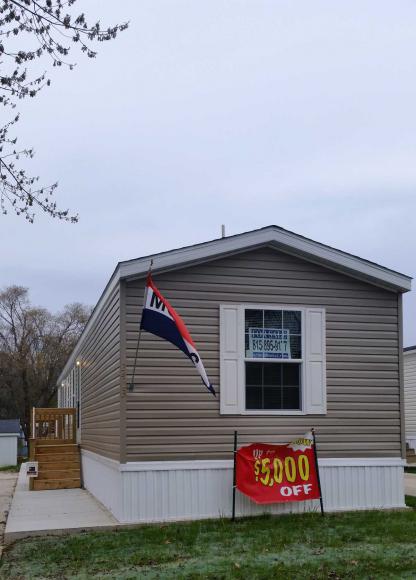 Edgebrook 2413 ChestnutSycamore, IL 60178