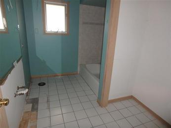 849 Greenbay AveCalumet City, IL, 60409Cook County