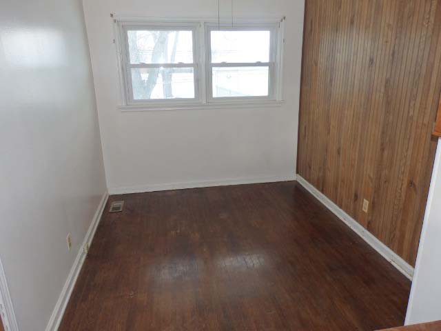 131 W 10th StChicago Heights, IL, 60411Cook County