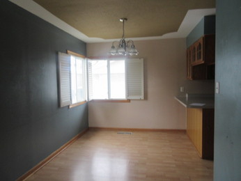 156 S Mayfair PlChicago Heights, IL, 60411Cook County