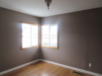 156 S Mayfair PlChicago Heights, IL, 60411Cook County