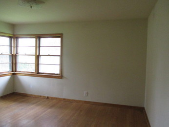 329 W. Highland DrChicago Heights, IL, 60411Cook County