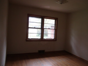 329 W. Highland DrChicago Heights, IL, 60411Cook County