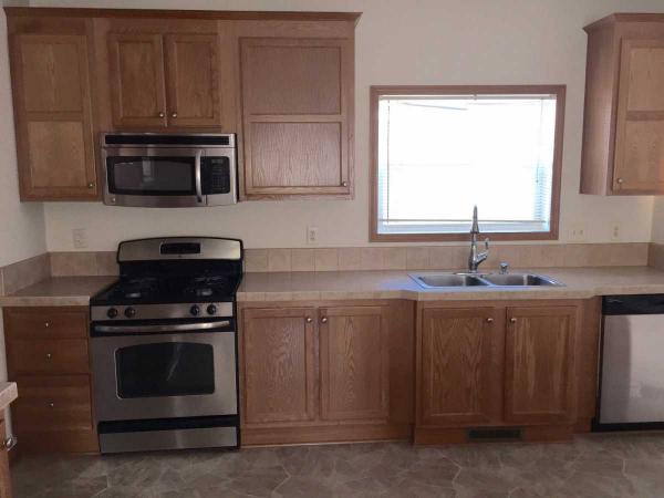 Weatherstone Lakes 263 Robin DriveSauk Village, IL 60411
