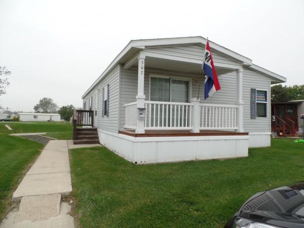 Alpine Village 507 MaureenLynwood, IL 60411