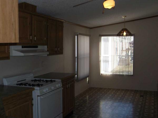 Queen's Estates 1712 S. Dixie Highway Site 121Crete, IL 60417