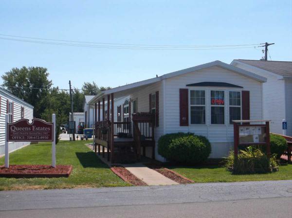 Queen's Estates 1712 S. Dixie Highway Site 264Crete, IL 60417