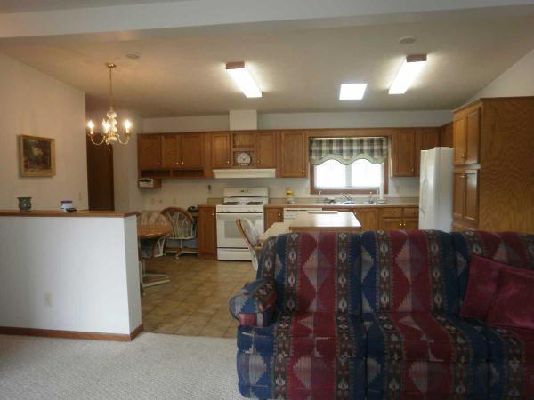 Gateway Manufactured Home Community10901 W. LaCosta Ln.Frankfort, IL 60423