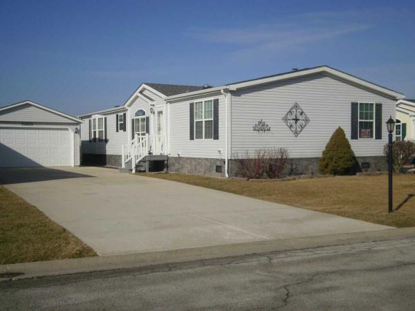 Gateway Manufactured Home Community10835 W. Turnberry Dr.Frankfort, IL 60423