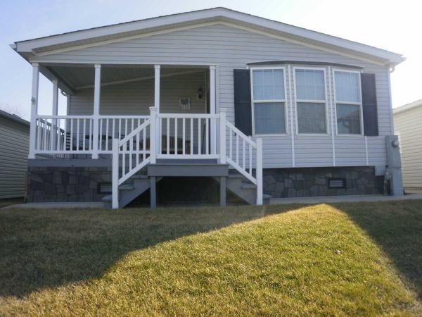 Gateway Manufactured Home Community10835 W. Turnberry Dr.Frankfort, IL 60423