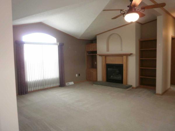 Gateway Manufactured Home Community10835 W. Turnberry Dr.Frankfort, IL 60423