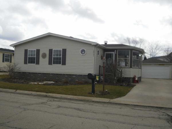Gateway Manufactured Home Community10751 Gateway Dr.Frankfort, IL 60423