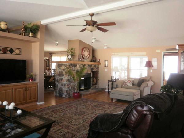 Gateway Manufactured Home Community10751 Gateway Dr.Frankfort, IL 60423