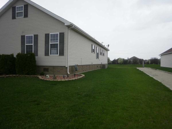 Gateway Manufactured Home Community23006 S. Pine Hurst Dr.Frankfort, IL 60423