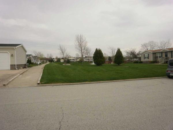 Gateway Manufactured Home Community23006 S. Pine Hurst Dr.Frankfort, IL 60423