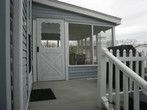 Gateway Manufactured Home Community22723 Ridge Ln.Frankfort, IL 60423