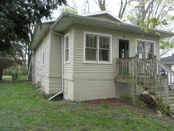 39 N Rebecca StGlenwood, IL, 60425Cook County