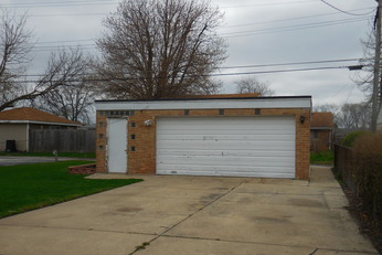 17117 Greenbay AveLansing, IL, 60438Cook County
