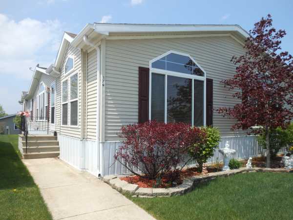 Maple Brook176 Aster LaneMatteson, IL 60443