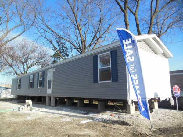 Sterling Estates 479 STERLING E.Justice, IL 60458