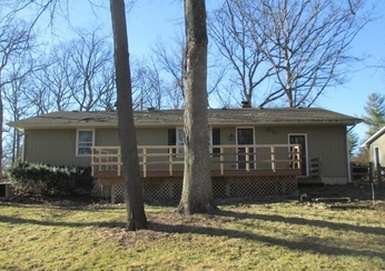 613 Rustic Rook DrSomonauk, IL, 60552La Salle County