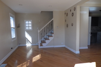 9861 S Calhoun AveChicago, IL, 60617Cook County