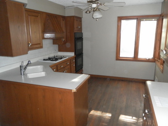 7832 S Springfield AveChicago, IL, 60652Cook County