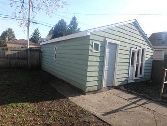 2704 W 99th StEvergreen Park, IL, 60805Cook County