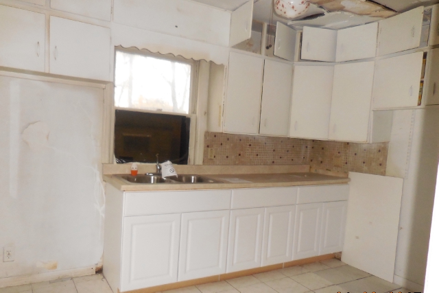 14214 S School StRiverdale, IL, 60827Cook County