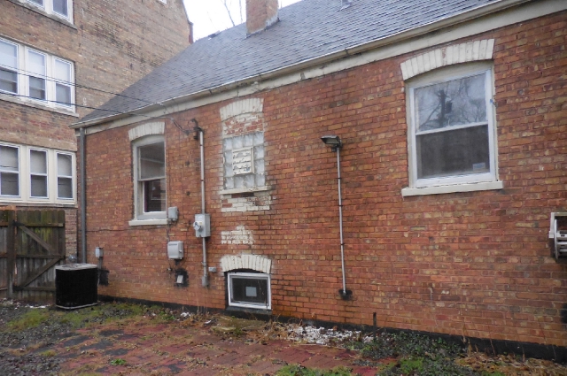 14214 S School StRiverdale, IL, 60827Cook County
