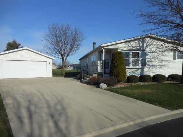 Oak Ridge1059 Ivy TurnManteno, IL 60950