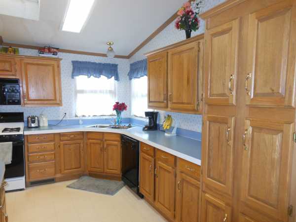 Oak Ridge1059 Ivy TurnManteno, IL 60950