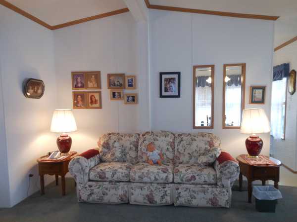 Oak Ridge1059 Ivy TurnManteno, IL 60950