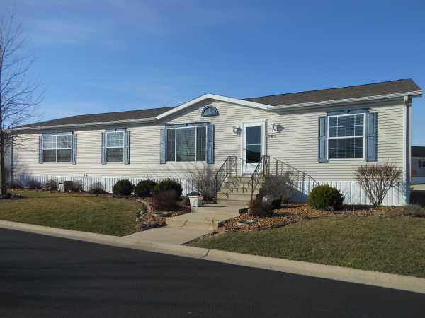 Oak Ridge836 Holly DriveManteno, IL 60950