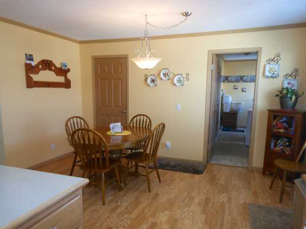 Oak Ridge836 Holly DriveManteno, IL 60950