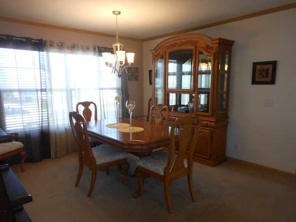 Oak Ridge836 Holly DriveManteno, IL 60950