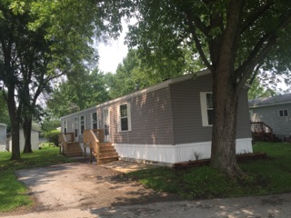 Sunny Acres 55 ThomasManteno, IL 60950