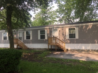 Sunny Acres 55 ThomasManteno, IL 60950