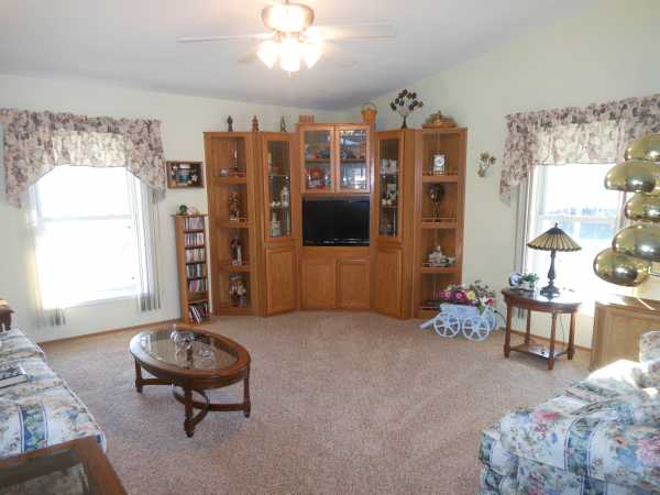 Oak Ridge1034 Woodlawn Dr.Manteno, IL 60950