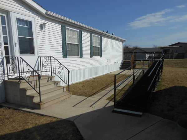 Oak Ridge778 Arbor DriveManteno, IL 60950