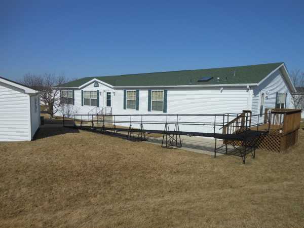 Oak Ridge778 Arbor DriveManteno, IL 60950