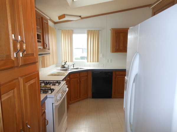 Oak Ridge1081 Beechnut CircleManteno, IL 60950