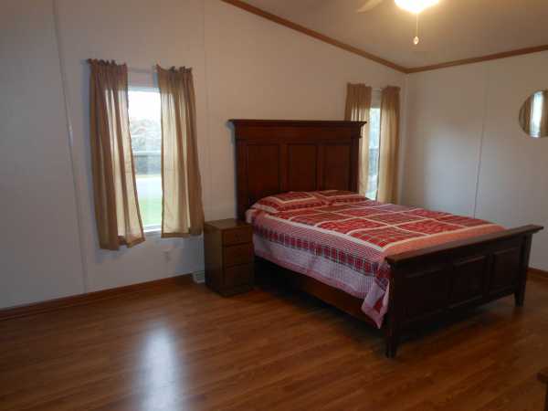 Oak Ridge1081 Beechnut CircleManteno, IL 60950