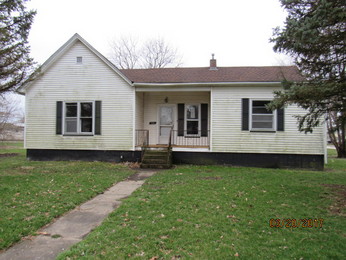304 E Walnut StPiper City, IL, 60959Ford County