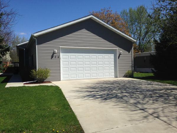 Greenview Estates 306 LindenwoodBelvidere, IL 61008