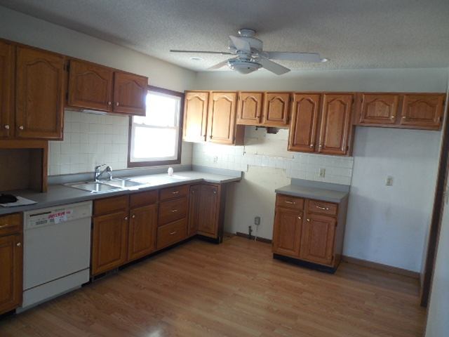 1065 Idle Oaks RunDixon, IL, 61021Lee County