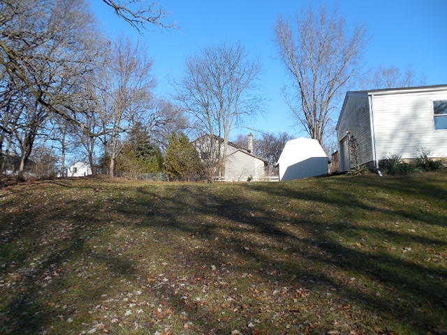 1065 Idle Oaks RunDixon, IL, 61021Lee County