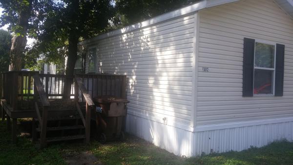 Oak Lawn Mobile Home Park 13012 Leonard LanePoplar Grove, IL 61065