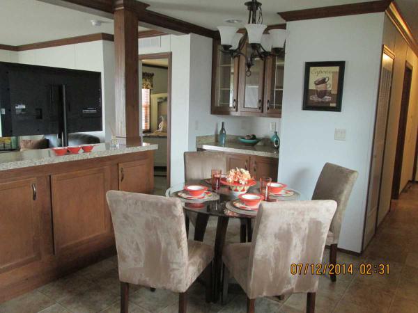Forest Hills Village 5768 PeachstoneLoves Park, IL 61111