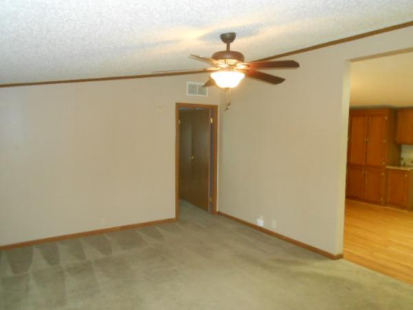 Forest View5366 Autumnash LaneMachesney Park, IL 61115